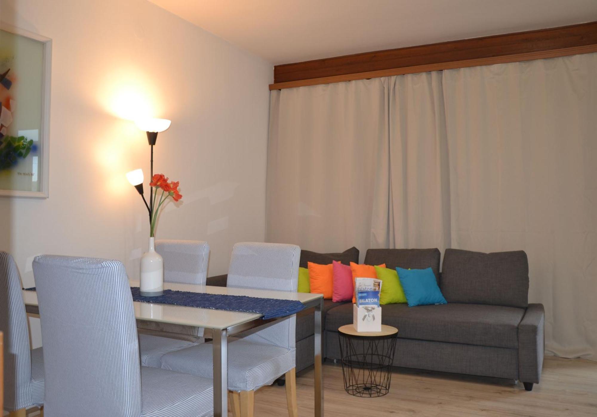 Akvamarin Apartman Keszthely Buitenkant foto